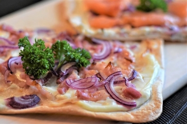 Почти как пицца, но еще вкуснее: готовим тарт фламбе с лососем С сайта: pixabay.com