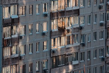 Эксперт объяснил, как избежать проблем с остеклением балкона Илья Аверьянов, ИА PrimaMedia