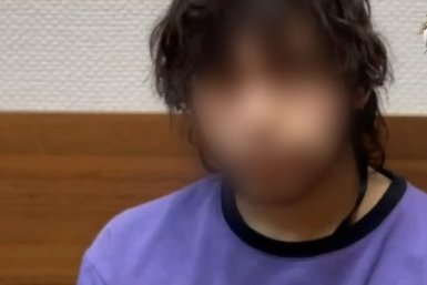 Первые слова обвиняемого в убийстве 18-летнего парня из-за ссоры в автобусе в Подмосковье скрин из видео