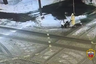 Москвичка угнала снегоуборочную машину ГУ МВД России по Москве