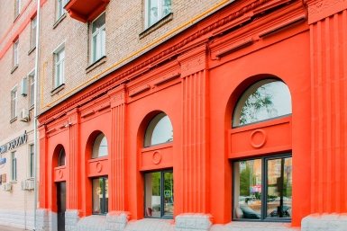 Каннелированные колонны и барельефы на улице Маршала Рыбалко https://www.mos.ru