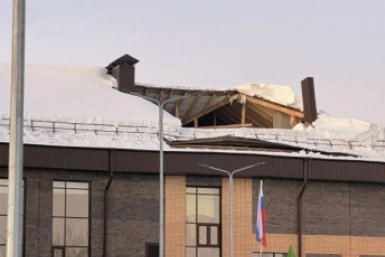 Обрушение крыши школы со страницы главы Тогучинского района Сергея Пыхтина во &quotВконтакте&quot (12+)