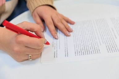 подписание, договор, ручка, документ,  роспись, подпись, сделка, ипотека Яна Гайдук, ИА PrimaMedia.ru