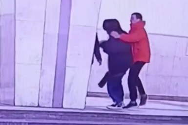 Момент грабежа МВД Медиа