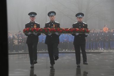 Минутой молчания открыли футбольный турнир памяти Владислава Духина в Ставрополе Пресс-служба мэрии Ставрополя