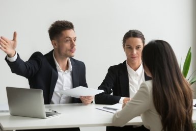 Сотрудника могут уволить за бестактные шутки pxhere.com