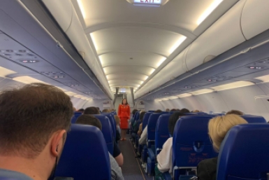 Британского пилота уволили за тайную съемку секса с 16 стюардессами