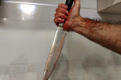 Россиянин заколол бывшую жену ножницами и поплатился за это