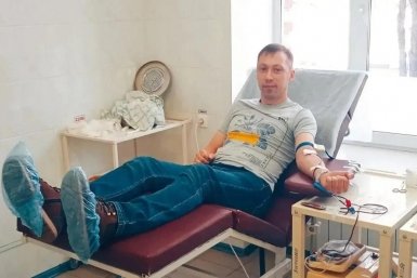 Электромонтер из Подмосковья сдал десятки тысяч литров крови