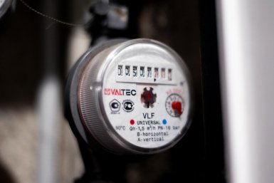 Счетчики воды и света ЖКХ: когда менять, кто платит и что делать при поломке — полный гид