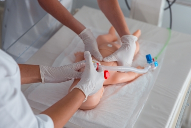 Мать погибшей в латвийской больнице девочки получит €123 тысячи компенсации