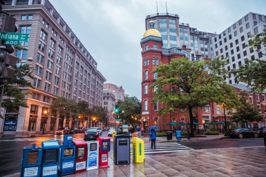 Программа Трампа: лишь один иностранец получил гражданство США