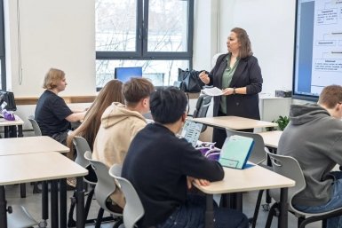 Москва усилила психологическую поддержку школьников и их родителей перед экзаменами