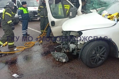 Опубликованы кадры с места ДТП с пассажирами автобуса в Подмосковье