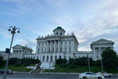 Названы улицы в центре Москвы, где закроют движение для всех видов транспорта