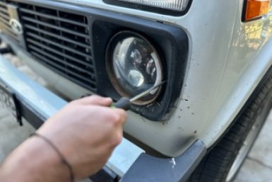 Не зубная паста и не полировка: намажьте фары этим перед поездкой на дачу - грязь и насекомые будут отлетать ИА SevastopolMedia