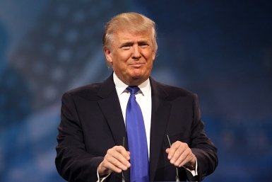 Трампу временно разрешили вводить новые пошлины