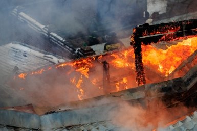 На видео попали последствия взрыва на нефтебазе в Башкирии