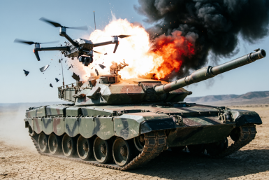 На видео попало прямое попадание FVP-дрона в танк Leopard