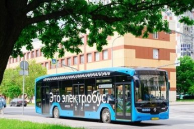 На новый маршрут в Москве вышли сразу 8 электробусов
