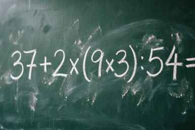 Только гений математики справится: 37+2x(9x3):54= Решите пример за 4 класс за 10 секунд?