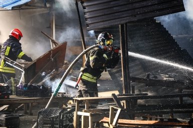 Атака дронов на очередной WB и пожар на НПЗ - что известно на данный момент
