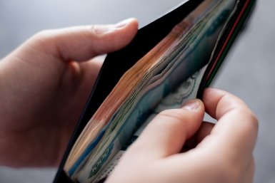 По 920 рублей с квартиры – новая платная услуга для собственников: за что платить еще