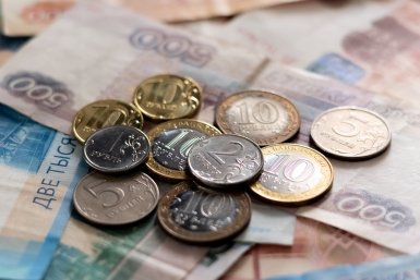 Доплата за стаж по 3 500 рублей: кому положена и как её получить в сентябре