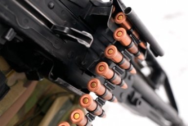 Новый антидроновый боевой модуль Slinger с пушкой Bushmaster замечен на Украине