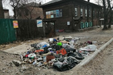Троих водителей поймали при попытке сбросить строймусор в Подмосковье