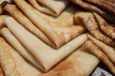 Ребенок отравился блинами с плесенью в кафе при клинике в Москве