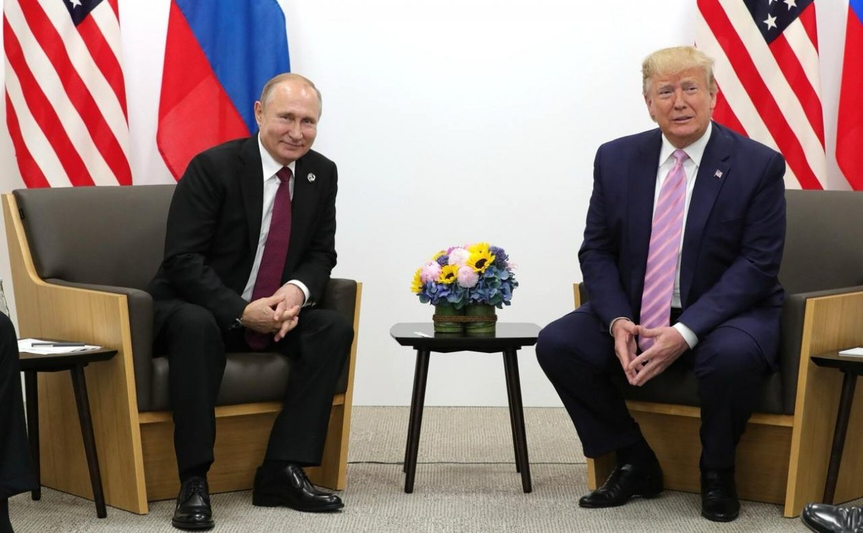 Президенты России и США Владимир Путин и Дональд Трамп Kremlin.ru