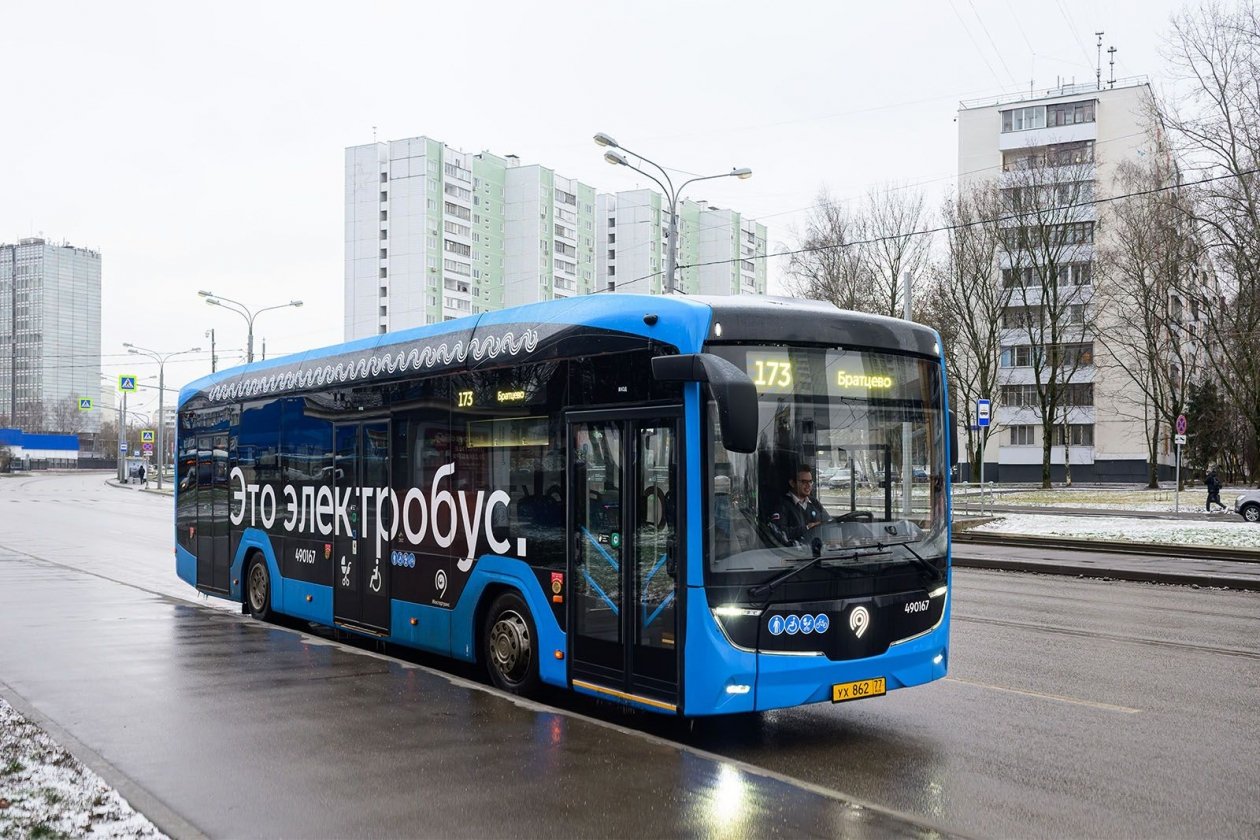 На маршруты в Москве вышли 400 новых электробусов https://www.mos.ru