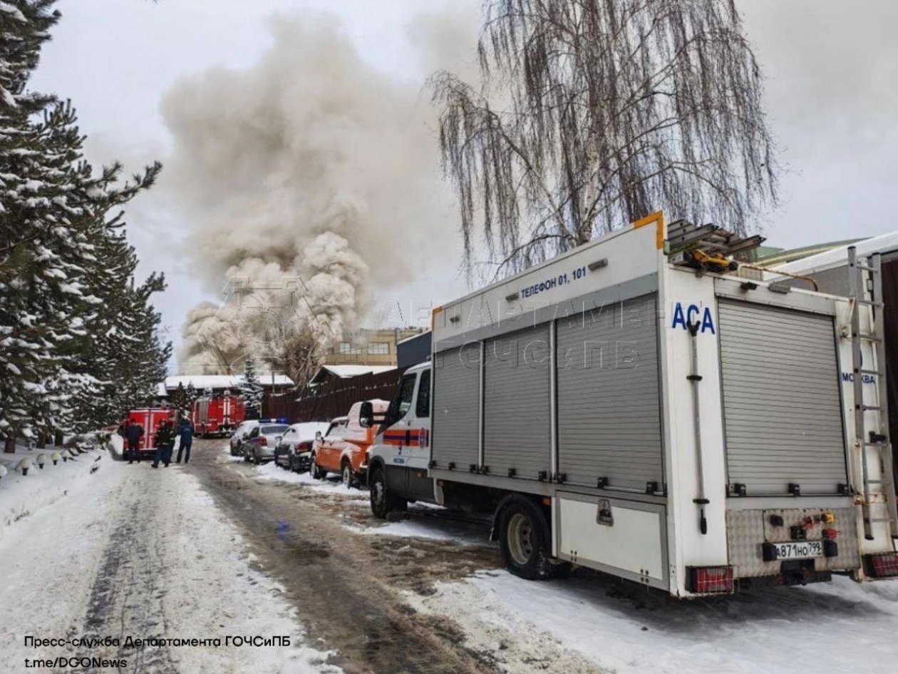 Бани горят в Москве Telegram / Департамент ГОЧСиПБ