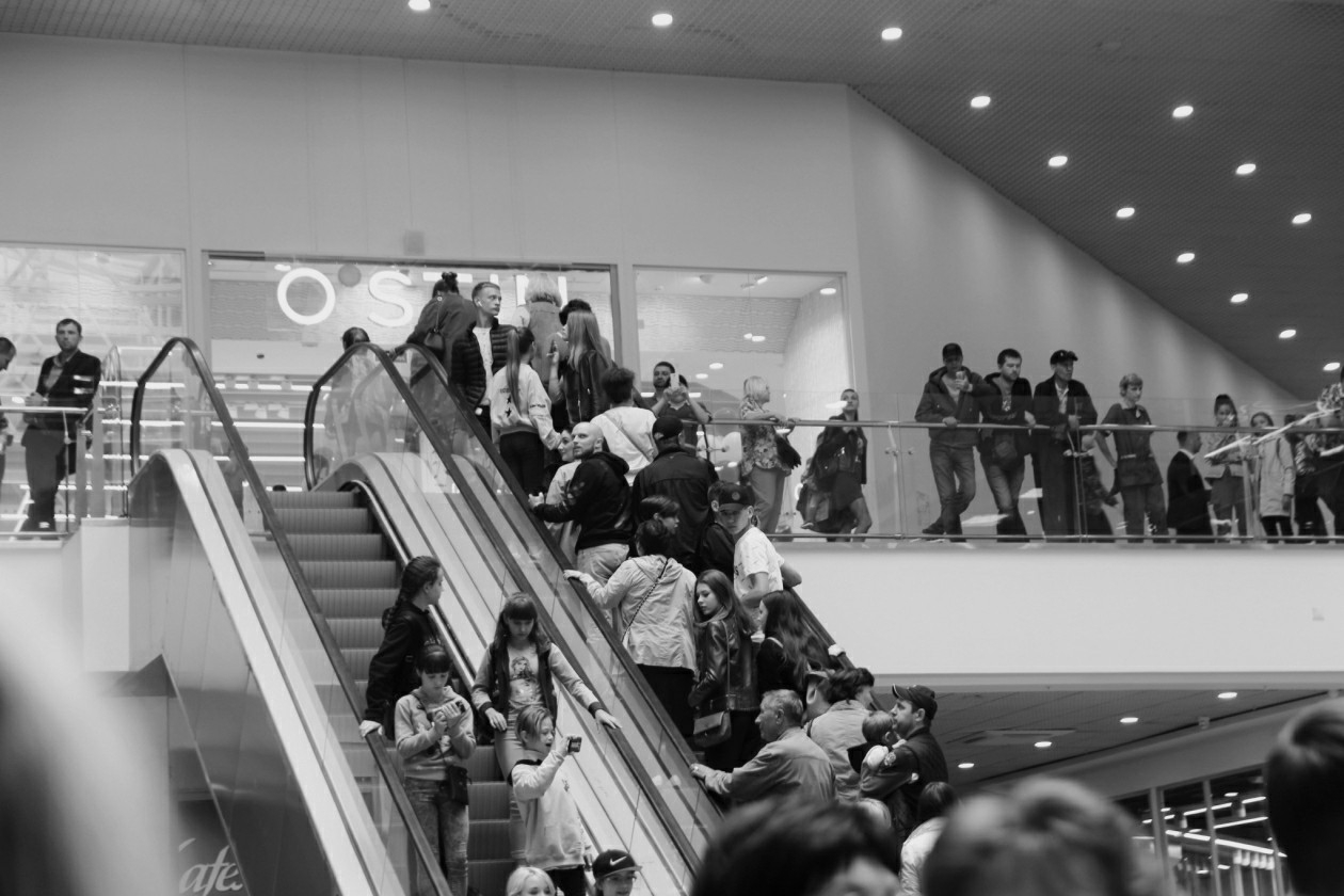 Медведев назвал условие возвращения иностранных компаний в Россию Ольга Брютова, ИА UssurMedia