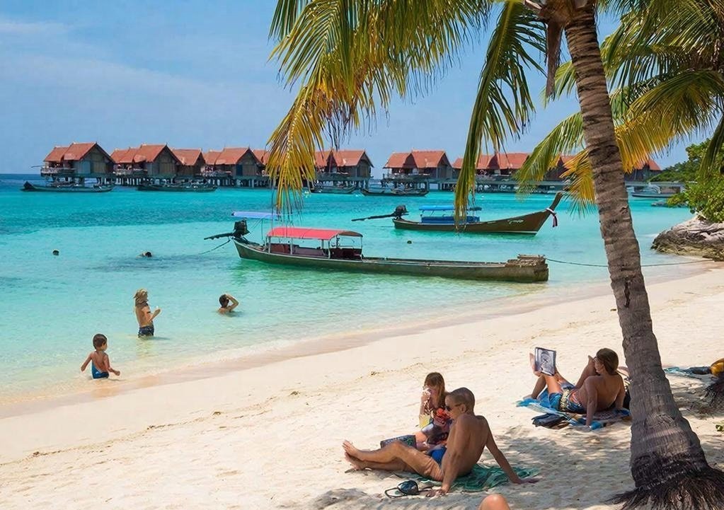 Ушлые туристы в Пхукет не летают: в тренде новый остров - реальные отзывы Создано с помощью ИИ