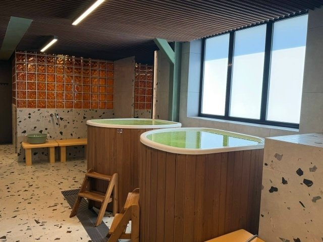 В &quotНагаевских банях&quot открыли первое отделение с открытыми купелями ИА MagadanMedia