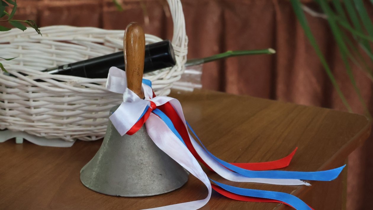 Последний звонок, 1 сентября, День знаний, выпускной, школа Анна Маринец, ИА UssurMedia.ru