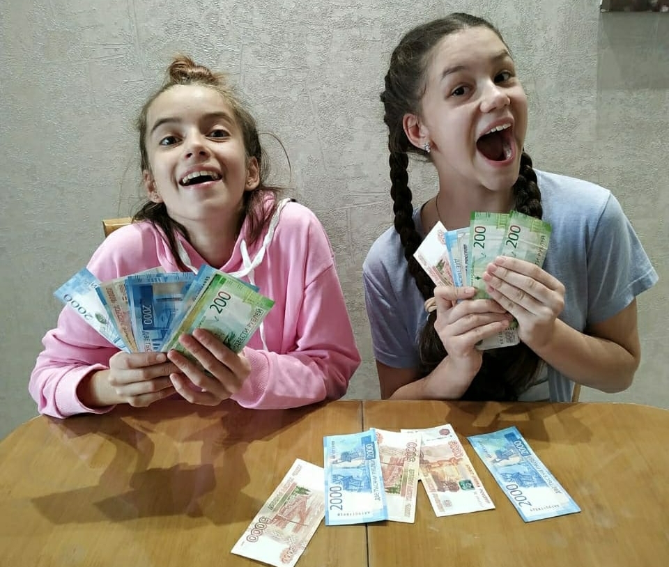 На вырост: каждый третий россиянин копит на будущее детей ИА ЕАОMedia