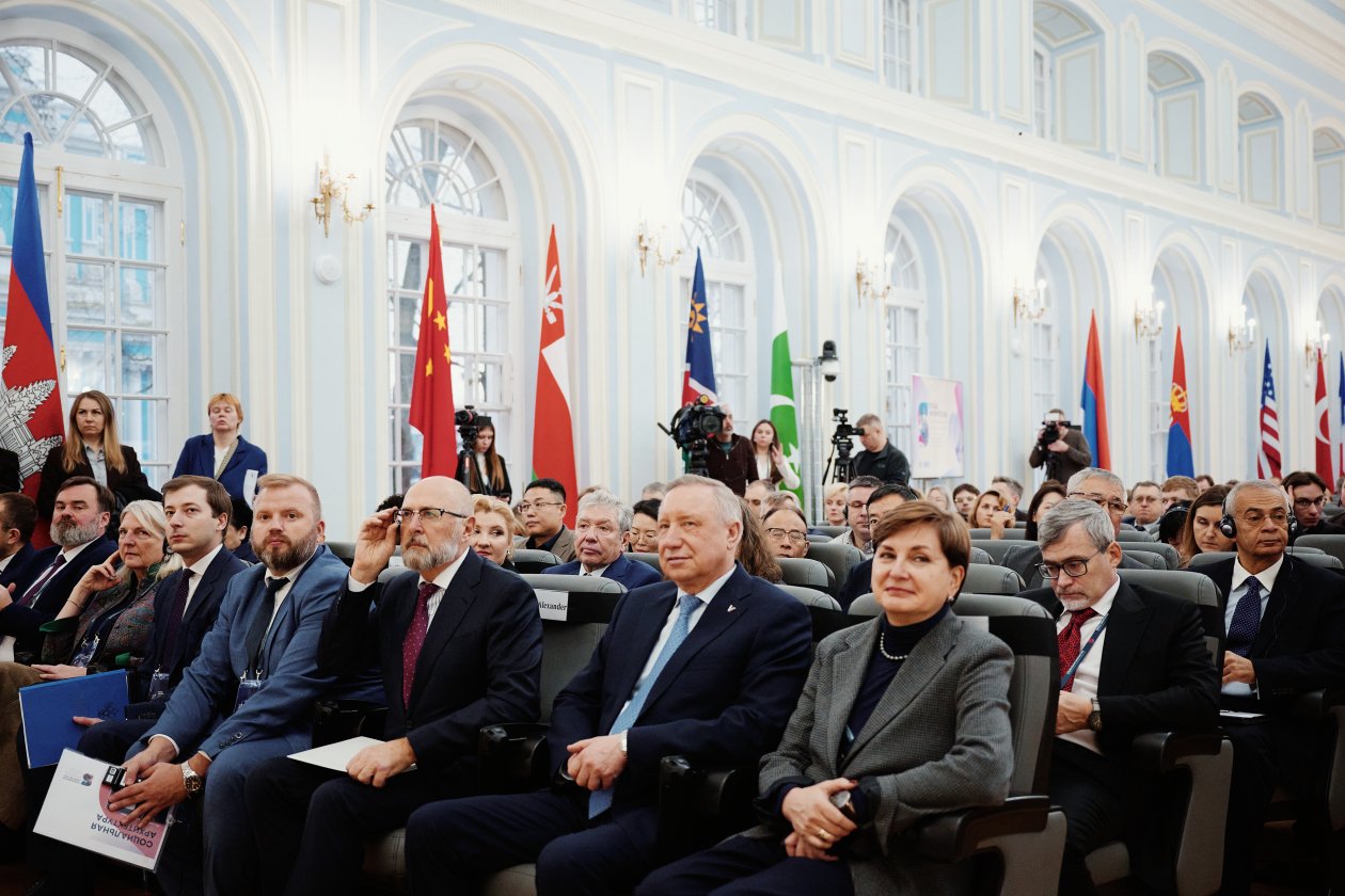 Международная научно-практическая конференция «Социальная архитектура: теория и практика социальных изменений» (16+)