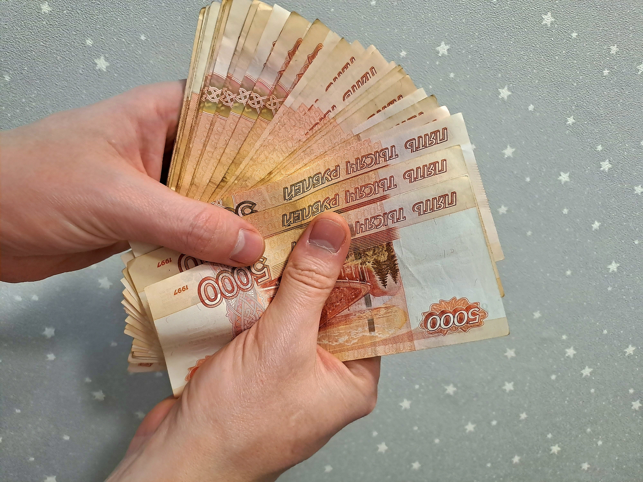 Мошенники используют &quotромантические&quot схемы обмана россиян Брютова Ольга