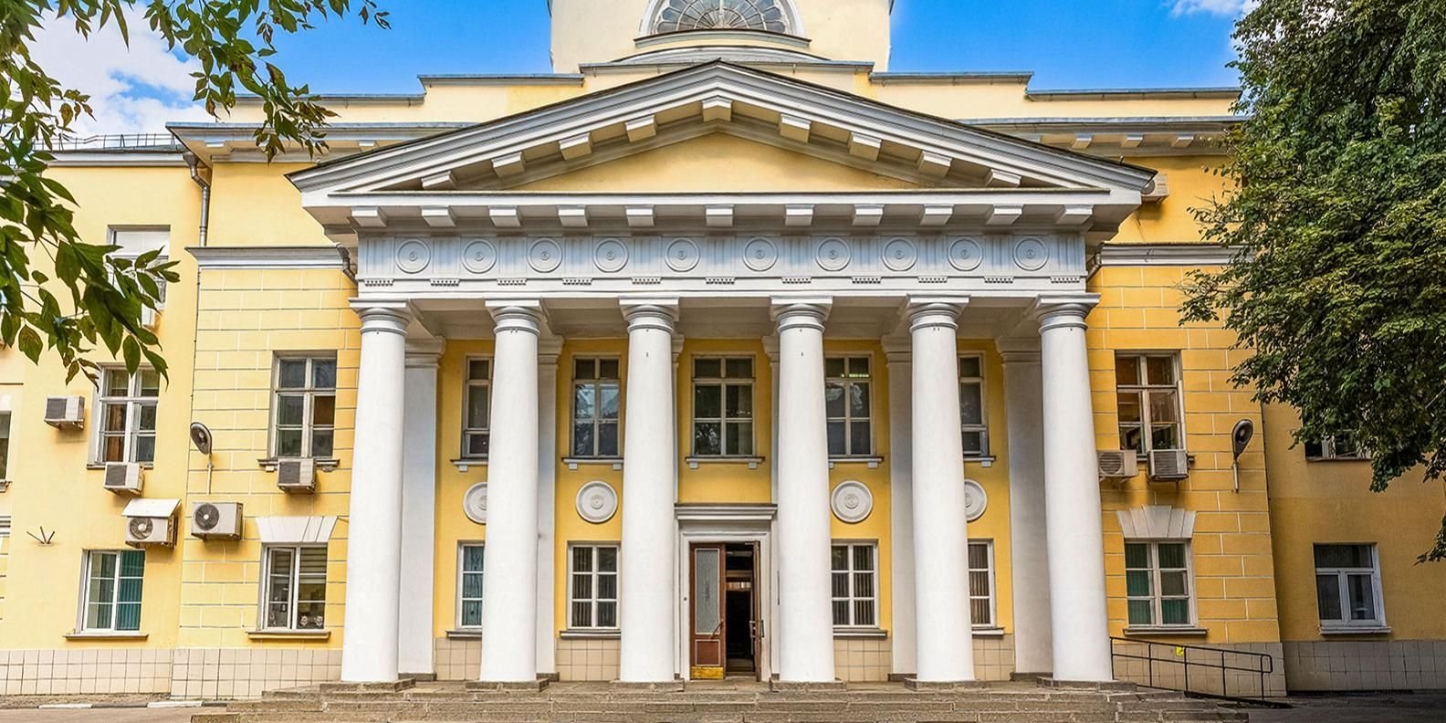 здание Набилковской богадельни https://www.mos.ru/