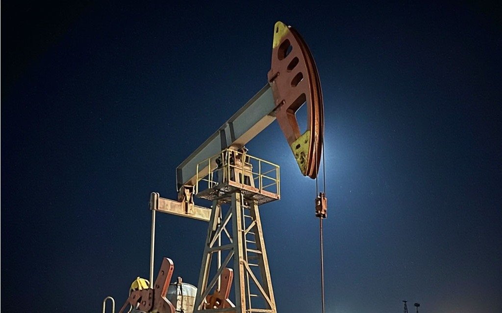 нефть сгенерировано нейросетью